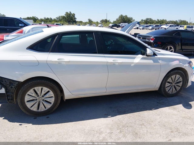 Продаж на аукціоні авто 2019 Volkswagen Jetta 1.4t R-line/1.4t S/1.4t Se, vin: 3VWC57BU2KM052220, номер лоту: 45097655