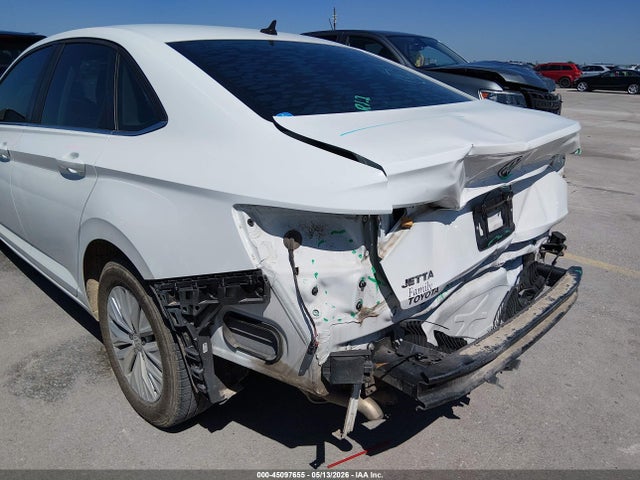 Продаж на аукціоні авто 2019 Volkswagen Jetta 1.4t R-line/1.4t S/1.4t Se, vin: 3VWC57BU2KM052220, номер лоту: 45097655
