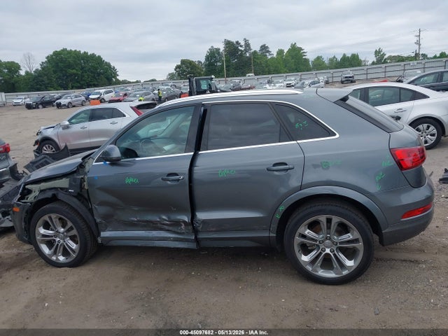 2016 Audi Q3 2.0t Premium Plus მანქანა იყიდება აუქციონზე, vin: WA1EFCFS4GR022520, აუქციონის ნომერი: 45097682