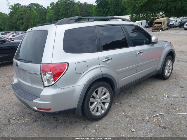 45097685 :رقم المزاد ، JF2SHADC6BG767505 vin ، 2011 Subaru Forester 2.5x Premium مزاد بيع