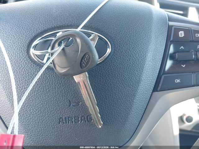 45097694 :رقم المزاد ، 5NPD84LF6JH288192 vin ، 2018 Hyundai Elantra Sel مزاد بيع