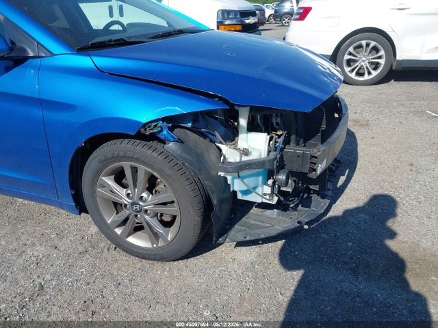 45097694 :رقم المزاد ، 5NPD84LF6JH288192 vin ، 2018 Hyundai Elantra Sel مزاد بيع