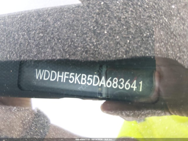 45097719 :رقم المزاد ، WDDHF5KB5DA683641 vin ، 2013 Mercedes-benz E 350 مزاد بيع