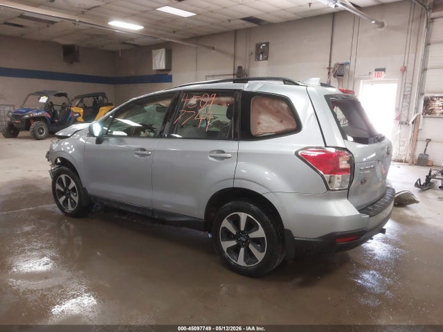 45097749 :رقم المزاد ، JF2SJABC5HH481770 vin ، 2017 Subaru Forester 2.5i مزاد بيع