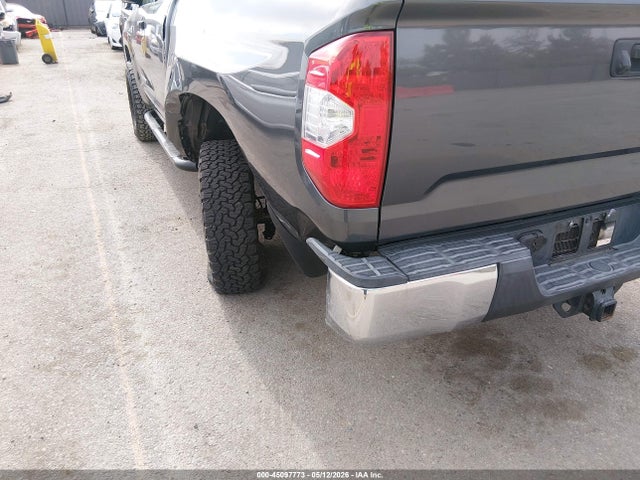5TFRY5F18HX220583 Toyota Tundra Sr5 5.7l V8