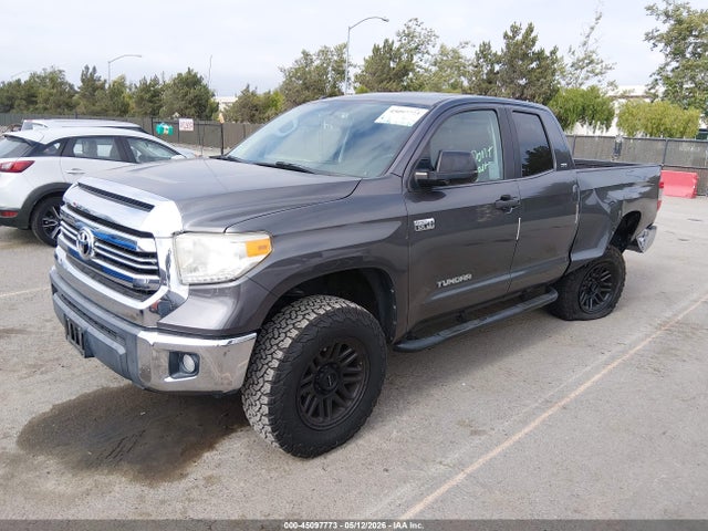 5TFRY5F18HX220583 Toyota Tundra Sr5 5.7l V8