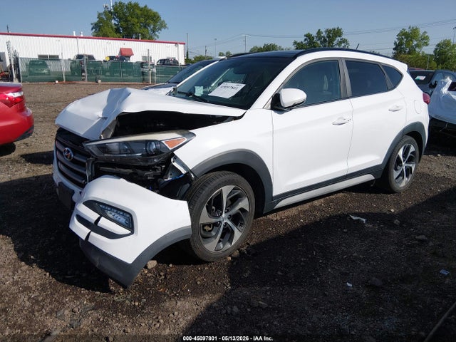 Aukcja sprzedaży 2017 Hyundai Tucson Value, vin: KM8J3CA29HU572794, numer aukcji: 45097801