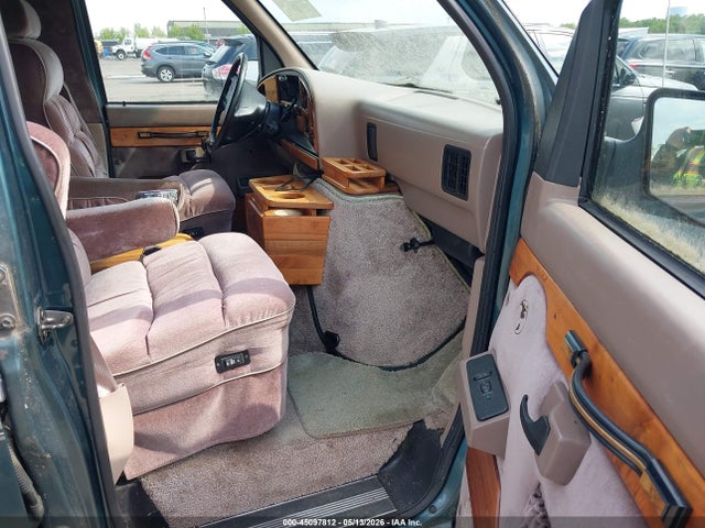 1995 Ford Econoline E150 Van მანქანა იყიდება აუქციონზე, vin: 1FDEE14H9SHB63470, აუქციონის ნომერი: 45097812