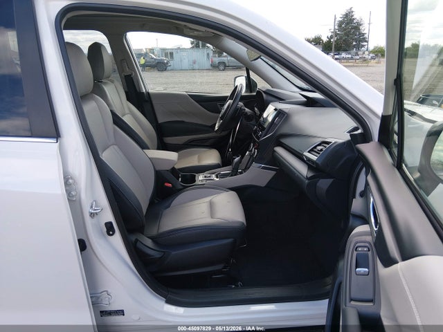 Subaru Forester Limited 2024 JF2SKAKC0RH497731 Image 5