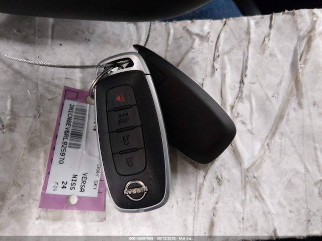 2024 Nissan Versa 1.6 Sv მანქანა იყიდება აუქციონზე, vin: 3N1CN8EV6RL925970, აუქციონის ნომერი: 45097865