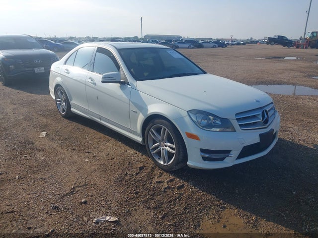 Aukcja sprzedaży 2012 Mercedes-benz C 250 Luxury/sport, vin: WDDGF4HB6CA609284, numer aukcji: 45097873