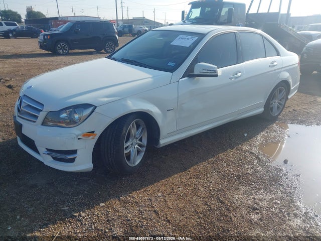 45097873 :رقم المزاد ، WDDGF4HB6CA609284 vin ، 2012 Mercedes-benz C 250 Luxury/sport مزاد بيع