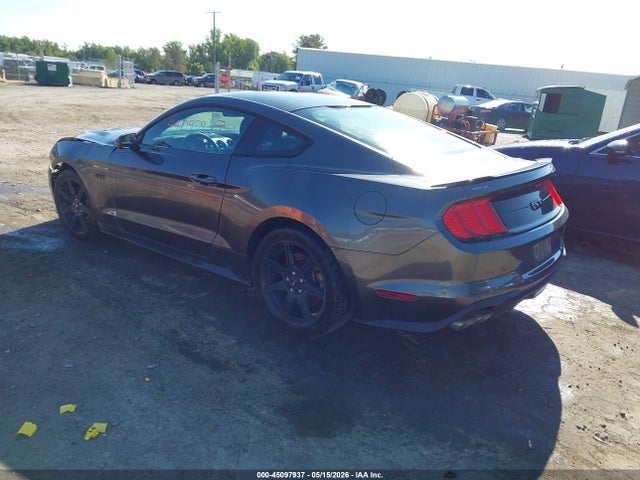 45097937 :رقم المزاد ، 1FA6P8CF1J5127421 vin ، 2018 Ford Mustang Gt مزاد بيع