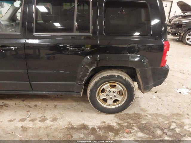 2016 Jeep Patriot Sport მანქანა იყიდება აუქციონზე, vin: 1C4NJPBAXGD688271, აუქციონის ნომერი: 45097948
