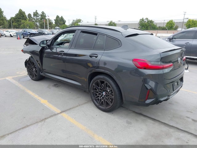 BMW X4 M 2022 5YM23EC03N9K31784 Image 3