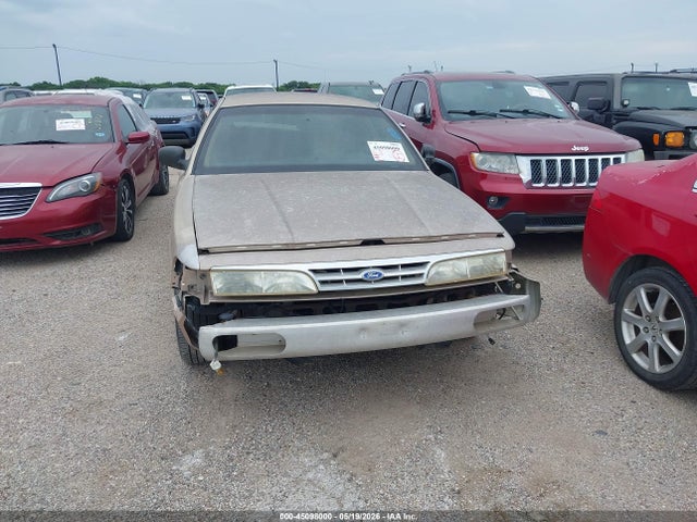 Продаж на аукціоні авто 1996 Ford Crown Victoria Police Interceptor, vin: 2FALP71WXTX156935, номер лоту: 45098000