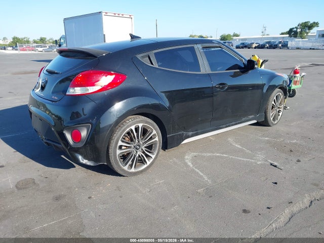 45098005 :رقم المزاد ، KMHTC6AE2GU255586 vin ، 2016 Hyundai Veloster Turbo مزاد بيع