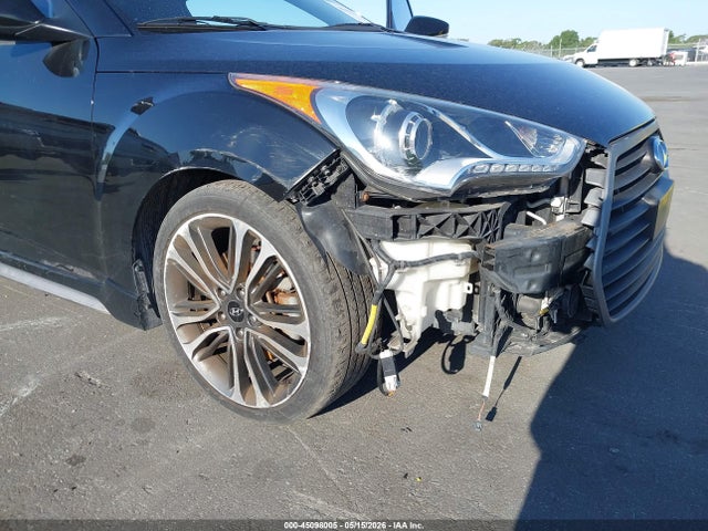 45098005 :رقم المزاد ، KMHTC6AE2GU255586 vin ، 2016 Hyundai Veloster Turbo مزاد بيع