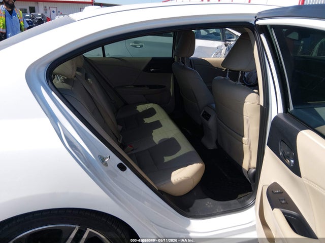 45098049 :رقم المزاد ، 1HGCR3F90GA027568 vin ، 2016 Honda Accord Touring مزاد بيع