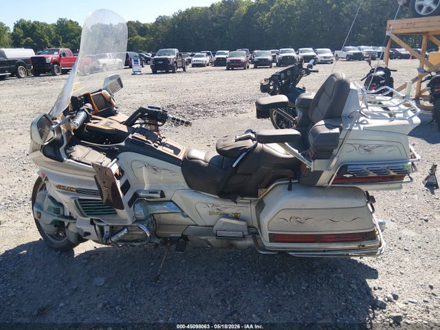 1990 Honda Gl1500 Se მანქანა იყიდება აუქციონზე, vin: 1HFSC2235LA200606, აუქციონის ნომერი: 45098063