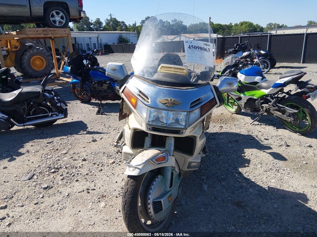 1990 Honda Gl1500 Se მანქანა იყიდება აუქციონზე, vin: 1HFSC2235LA200606, აუქციონის ნომერი: 45098063