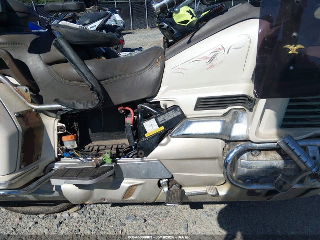 1990 Honda Gl1500 Se მანქანა იყიდება აუქციონზე, vin: 1HFSC2235LA200606, აუქციონის ნომერი: 45098063