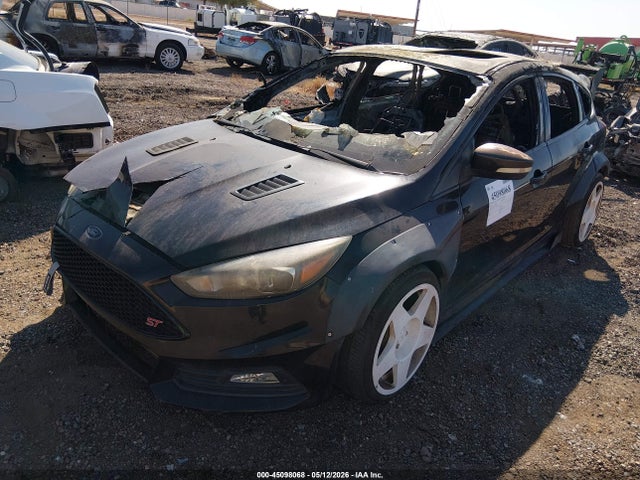 Продажа на аукционе авто 2016 Ford Focus St, vin: 1FADP3L99GL363226, номер лота: 45098068