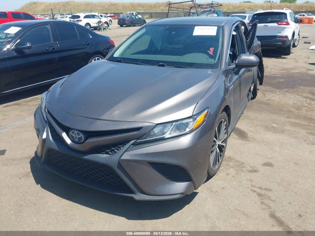 45098090 :رقم المزاد ، 4T1B21HK7KU014404 vin ، 2019 Toyota Camry Hybrid Se مزاد بيع