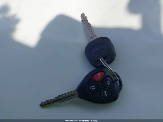 2010 Toyota Corolla Le მანქანა იყიდება აუქციონზე, vin: 1NXBU4EE4AZ320551, აუქციონის ნომერი: 45098097