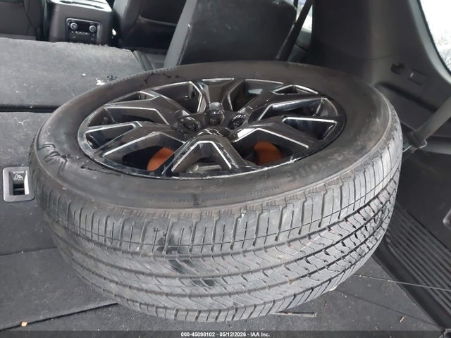 Продажа на аукционе авто 2021 Chevrolet Tahoe 4wd Lt, vin: 1GNSKNKD3MR117211, номер лота: 45098102