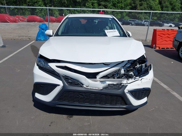 2024 Toyota Camry Se მანქანა იყიდება აუქციონზე, vin: 4T1G11AK9RU879243, აუქციონის ნომერი: 45098105