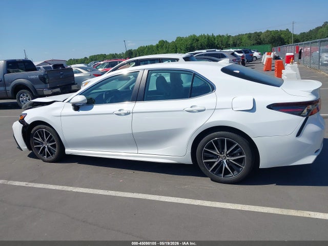 2024 Toyota Camry Se მანქანა იყიდება აუქციონზე, vin: 4T1G11AK9RU879243, აუქციონის ნომერი: 45098105