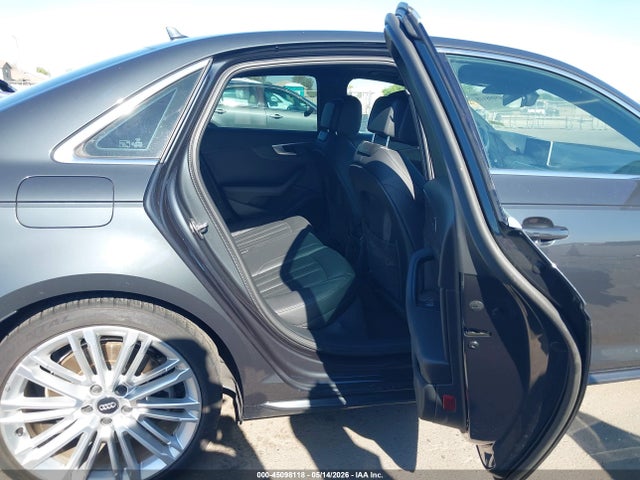 WAUENAF41JA221574 Audi A4 2.0t Premium
