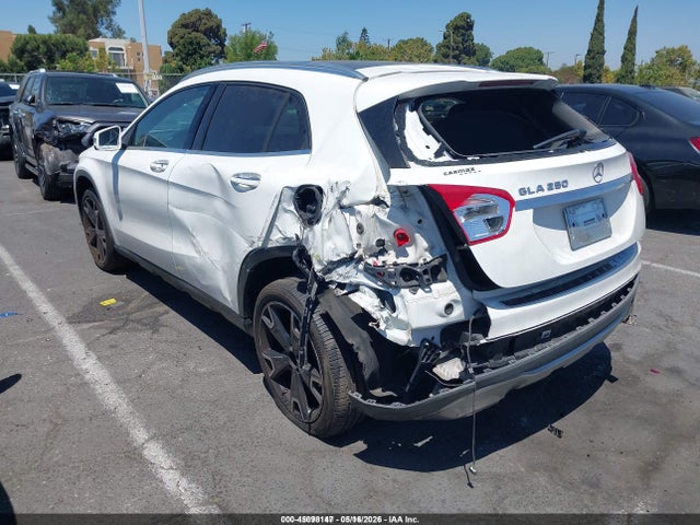 WDCTG4EB5JJ520193 Mercedes-Benz GLA 250