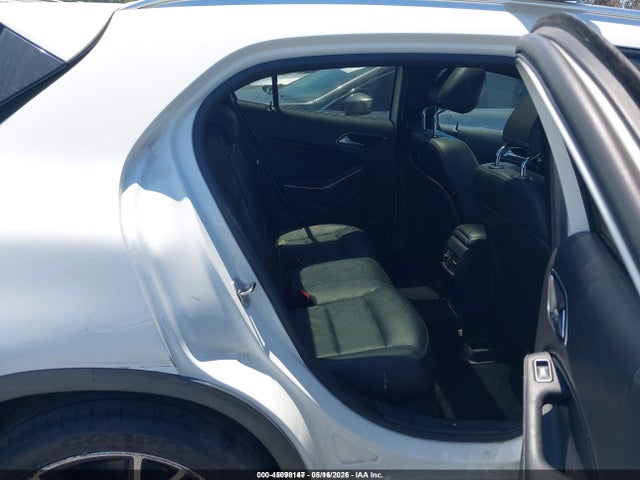 WDCTG4EB5JJ520193 Mercedes-Benz GLA 250