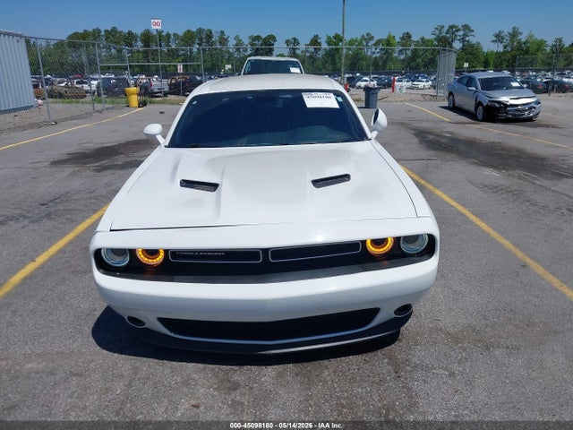 Auction sale of the 2019 Dodge Challenger Sxt, vin: 2C3CDZAG1KH751726, lot number: 45098180
