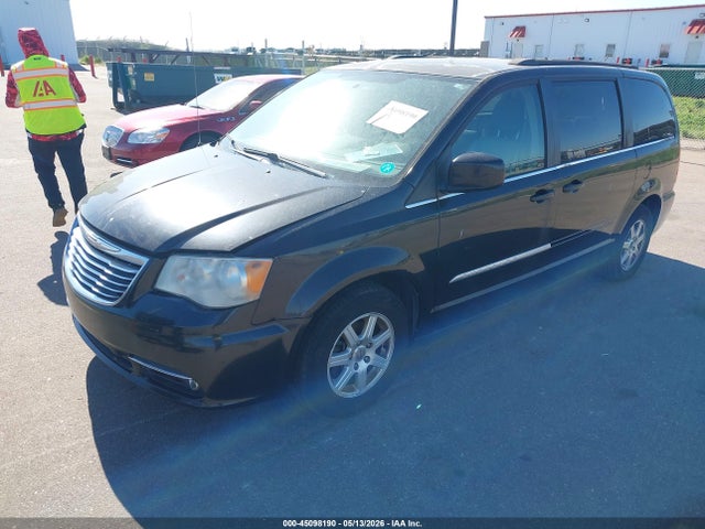 45098190 :رقم المزاد ، 2C4RC1BG3DR578040 vin ، 2013 Chrysler Town & Country Touring مزاد بيع