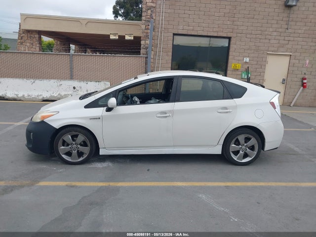2013 Toyota Prius Three Se მანქანა იყიდება აუქციონზე, vin: JTDKN3DU9D5625028, აუქციონის ნომერი: 45098191
