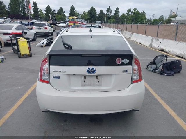 2013 Toyota Prius Three Se მანქანა იყიდება აუქციონზე, vin: JTDKN3DU9D5625028, აუქციონის ნომერი: 45098191