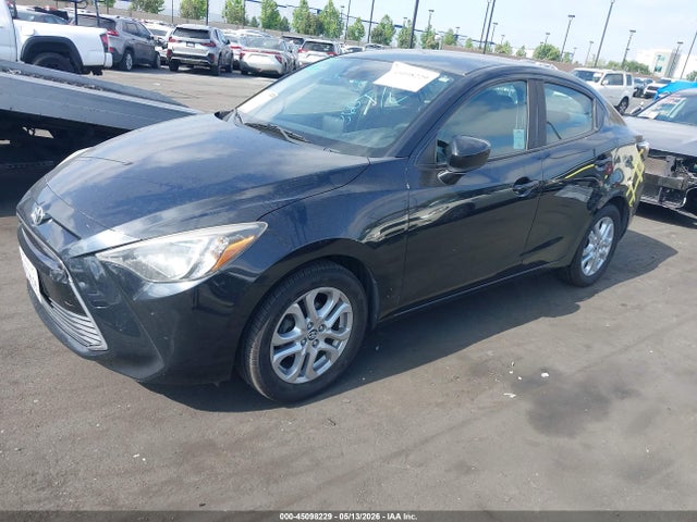 3MYDLBYV9JY307115 Toyota YARIS IA
