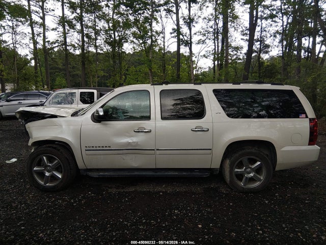 Продаж на аукціоні авто 2014 Chevrolet Suburban 1500 Ltz, vin: 1GNSKKE70ER163620, номер лоту: 45098232