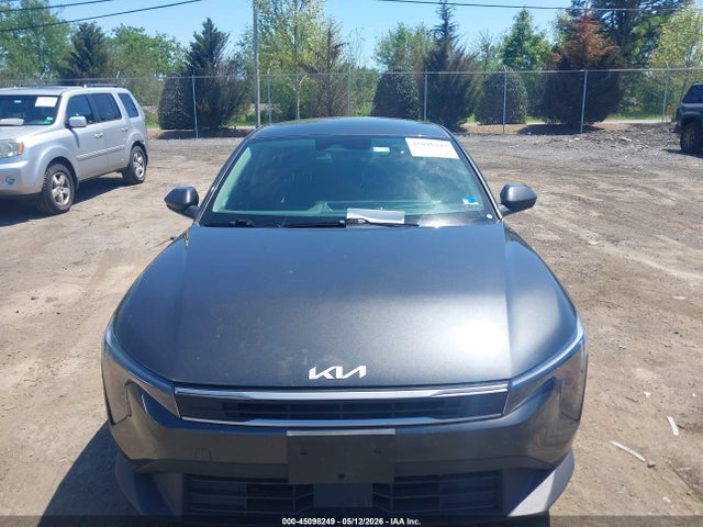 2025 Kia K4 Lxs მანქანა იყიდება აუქციონზე, vin: 3KPFT4DE5SE018244, აუქციონის ნომერი: 45098249
