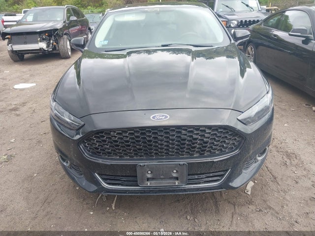 45098266 :رقم المزاد ، 3FA6P0D93GR372821 vin ، 2016 Ford Fusion Titanium مزاد بيع