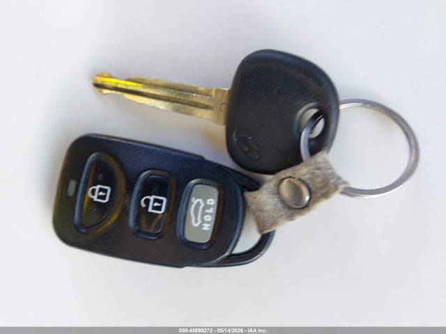 Продажа на аукционе авто 2017 Hyundai Elantra Se, vin: 5NPD74LF9HH054187, номер лота: 45098272