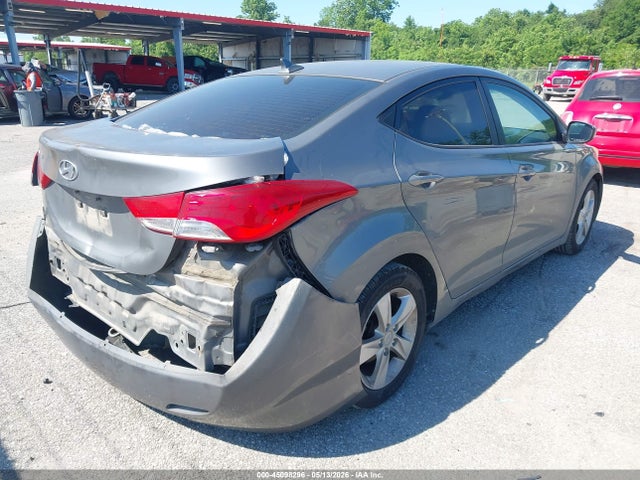 Продажа на аукционе авто 2013 Hyundai Elantra Gls, vin: 5NPDH4AE8DH310482, номер лота: 45098296