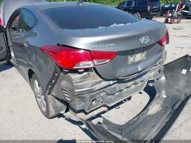 Продажа на аукционе авто 2013 Hyundai Elantra Gls, vin: 5NPDH4AE8DH310482, номер лота: 45098296