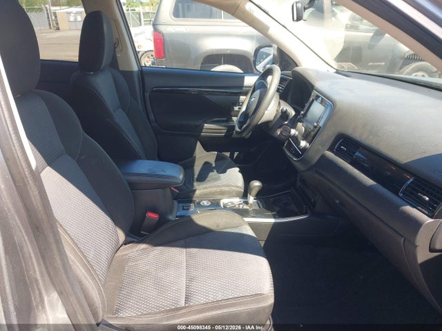 Продаж на аукціоні авто 2020 Mitsubishi Outlander Es 2.4 S-awc, vin: JA4AZ3A32LZ026713, номер лоту: 45098345