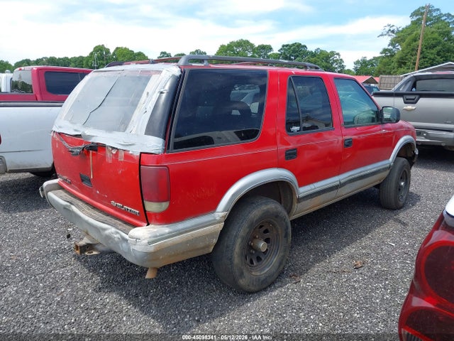 45098341 :رقم المزاد ، 1GNDT13W1V2102747 vin ، 1997 Chevrolet Blazer Lt مزاد بيع