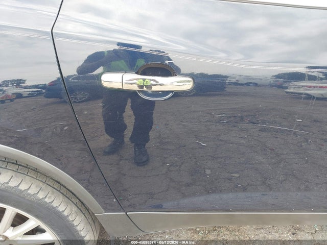45098374 :رقم المزاد ، 5GAKRBED7BJ417782 vin ، 2011 Buick Enclave 1xl مزاد بيع