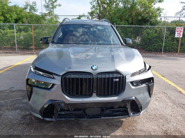 BMW X7 M60i 2023 5UX33EM01P9N55877 Image 12